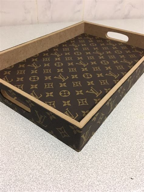 lv trays